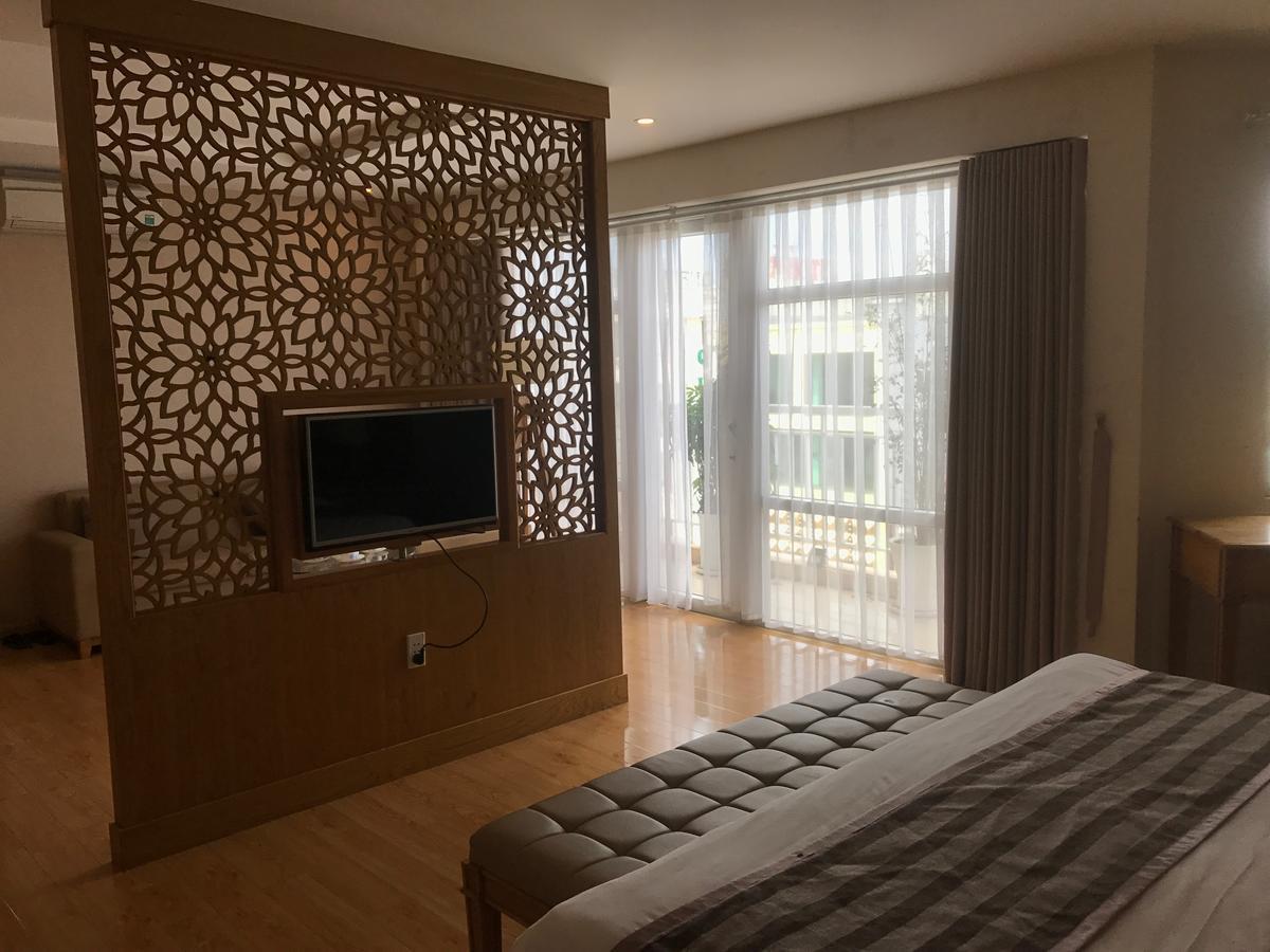 Elegant Hotel プレイク エクステリア 写真